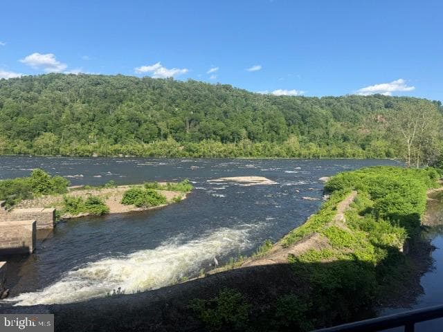 350 S River Road #f2