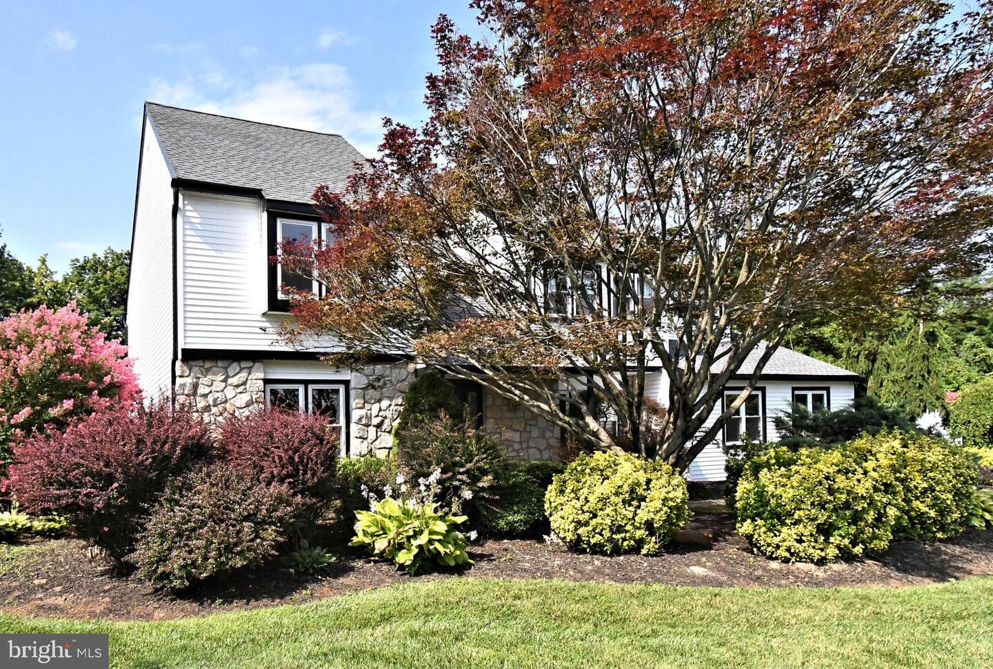 1601 Clark Drive photo 3
