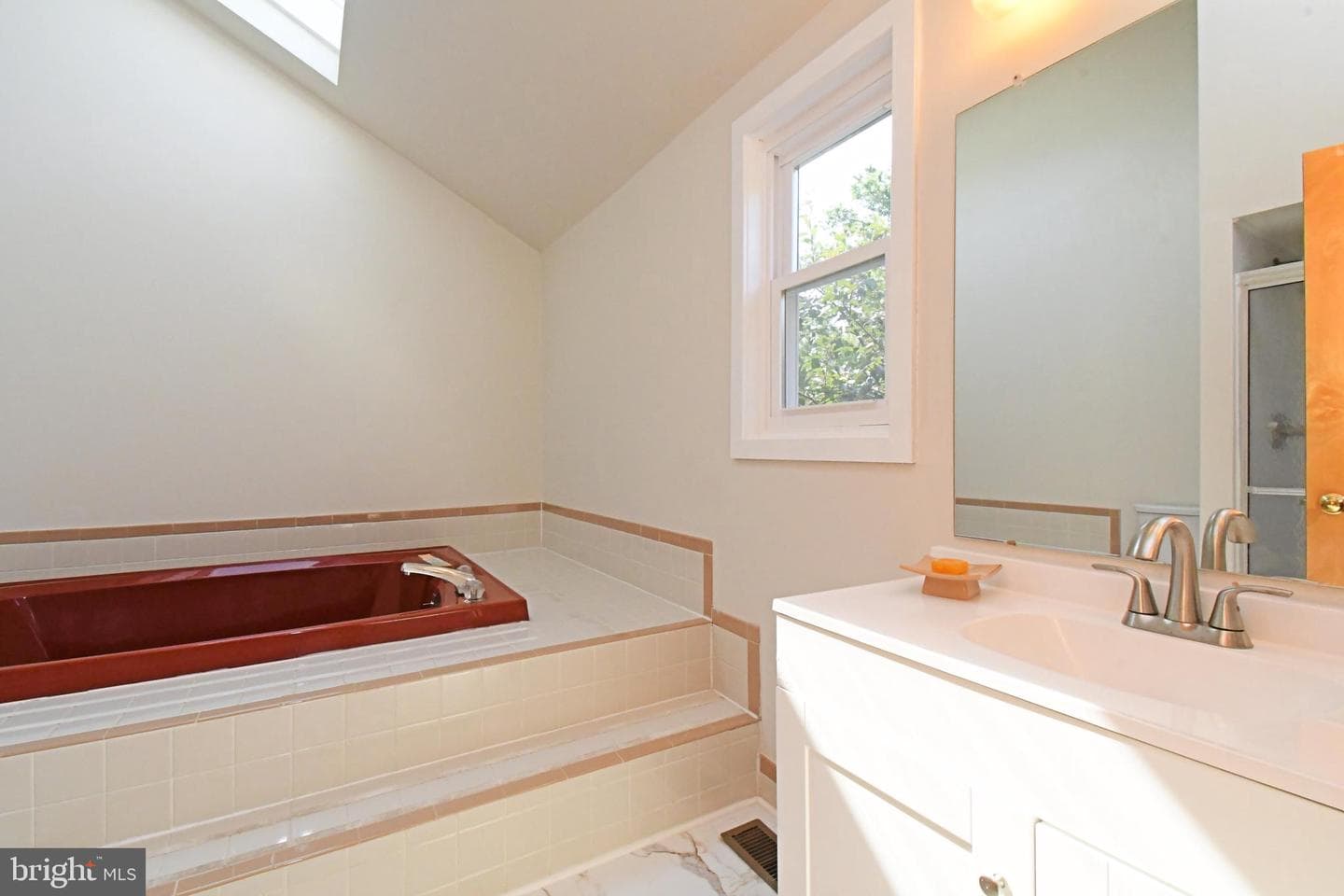 1601 Clark Drive photo 32