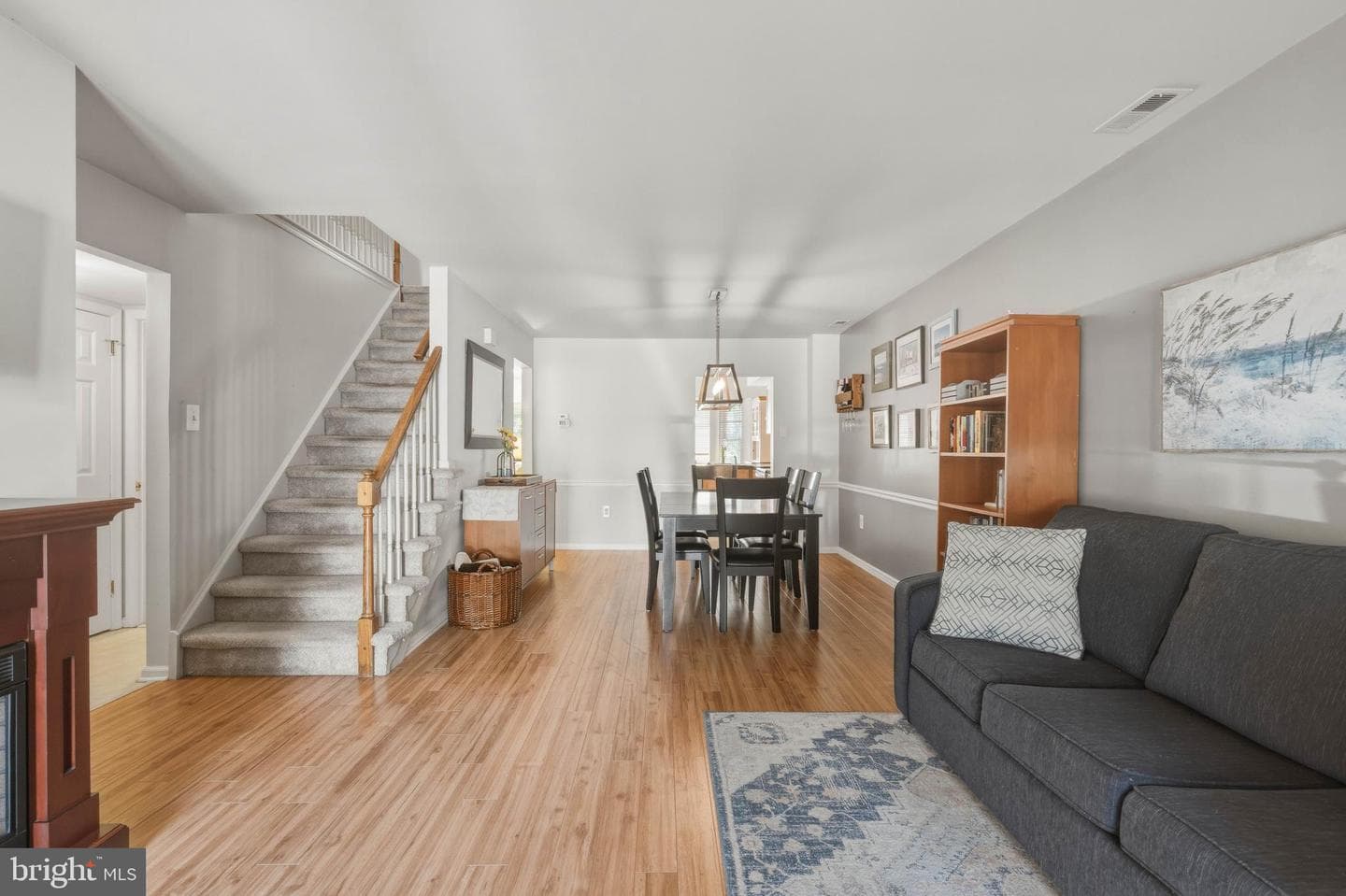 82 Mulberry Drive photo 5