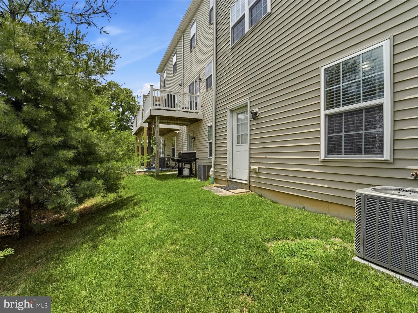 145 Mercer Court photo 29