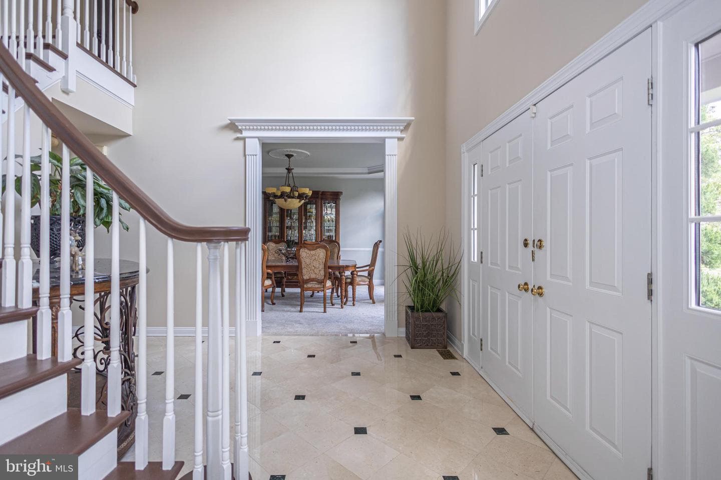 2062 Silverwood Drive photo 10