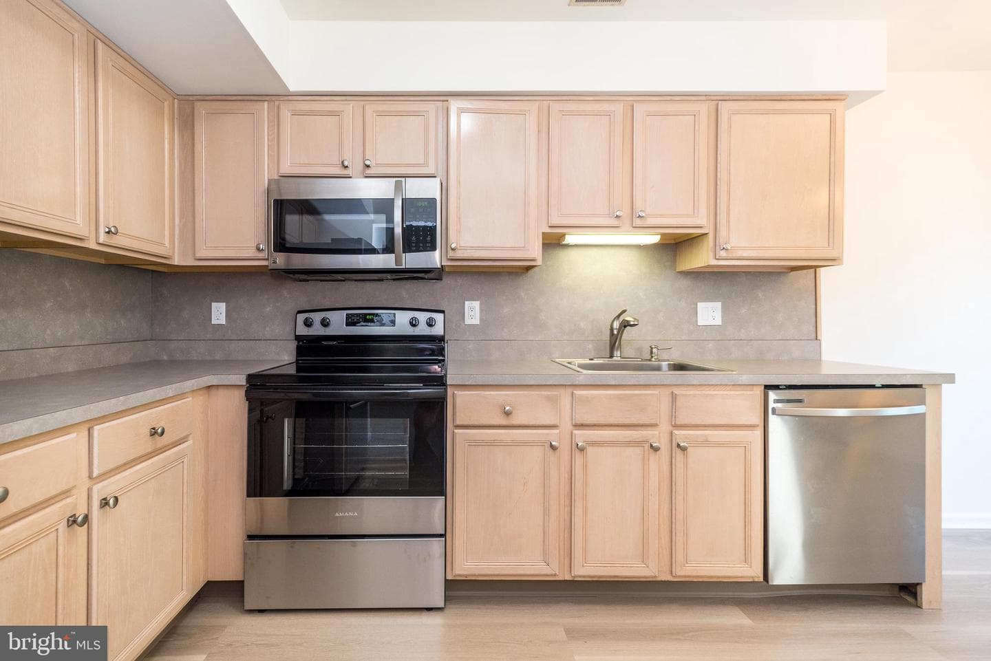 118 Galway Circle photo 7
