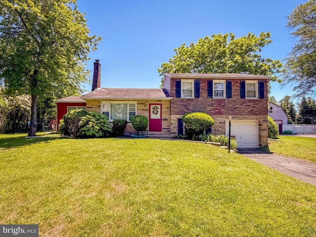 74 Meadow Lane, Richboro