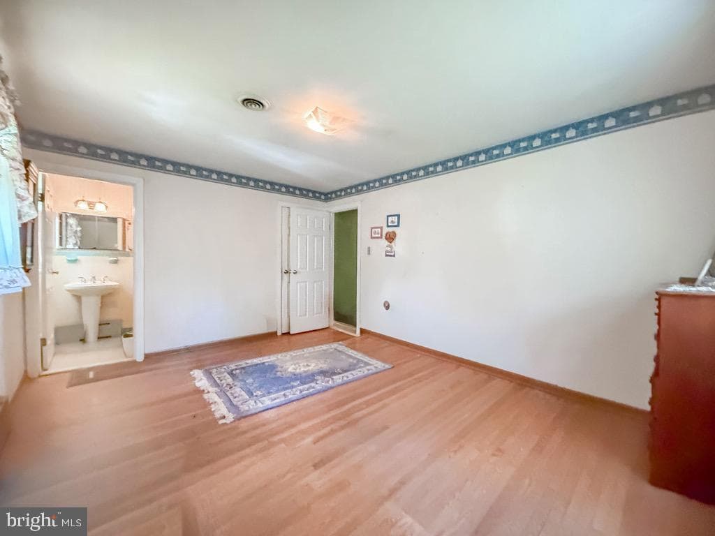 74 Meadow Lane photo 16