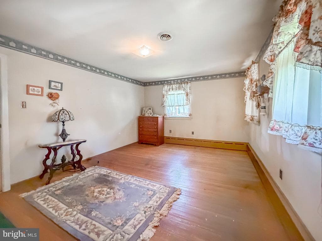 74 Meadow Lane photo 18
