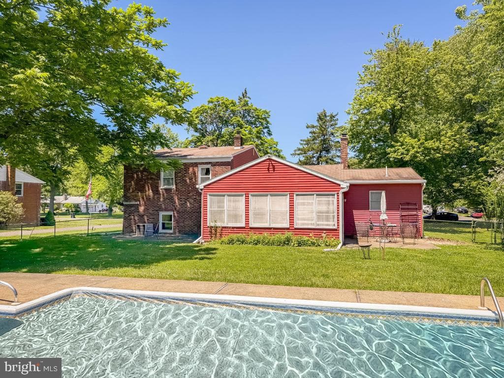 74 Meadow Lane photo 36