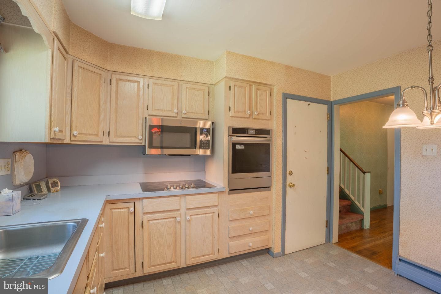 14 Lower Hilltop Road photo 15