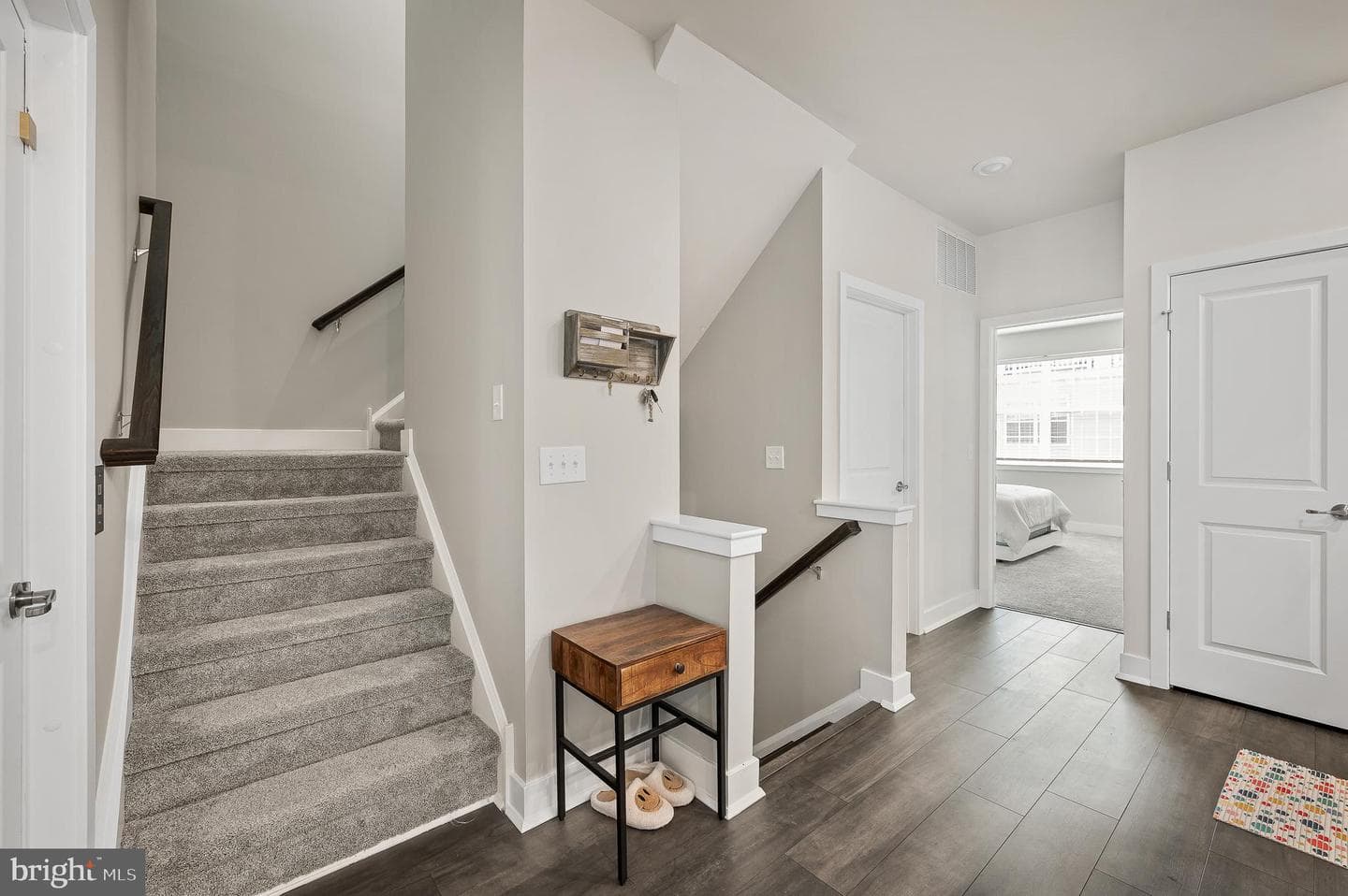 104 B King St photo 10