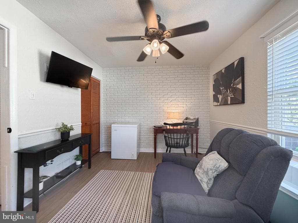 5710 Dunbar Court photo 8