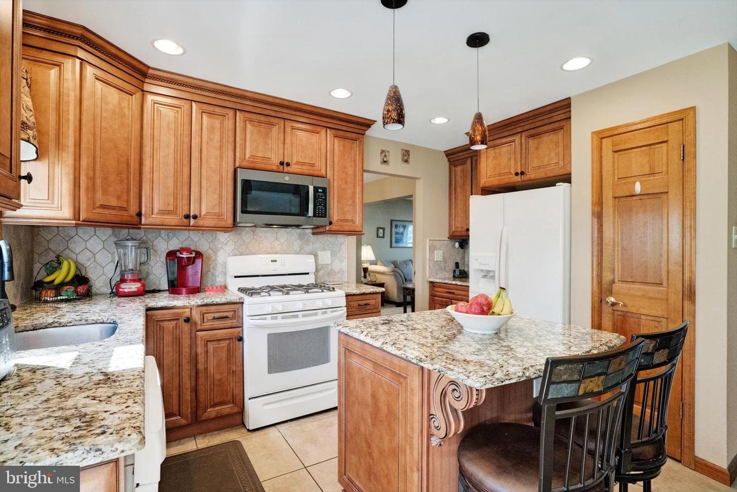 2125 Robin Drive photo 11