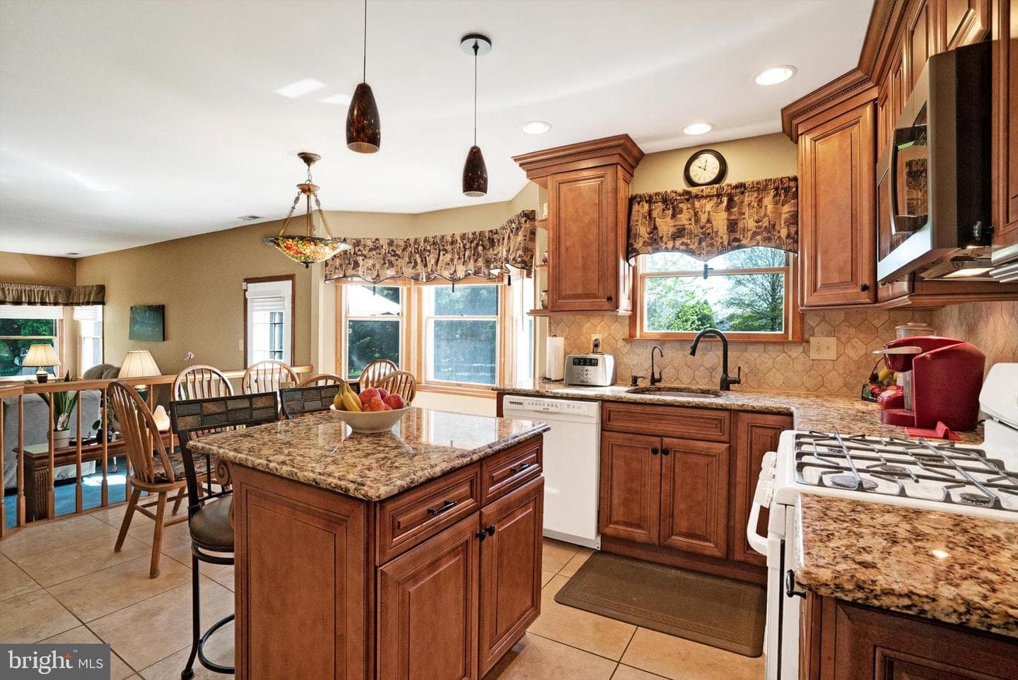 2125 Robin Drive photo 13