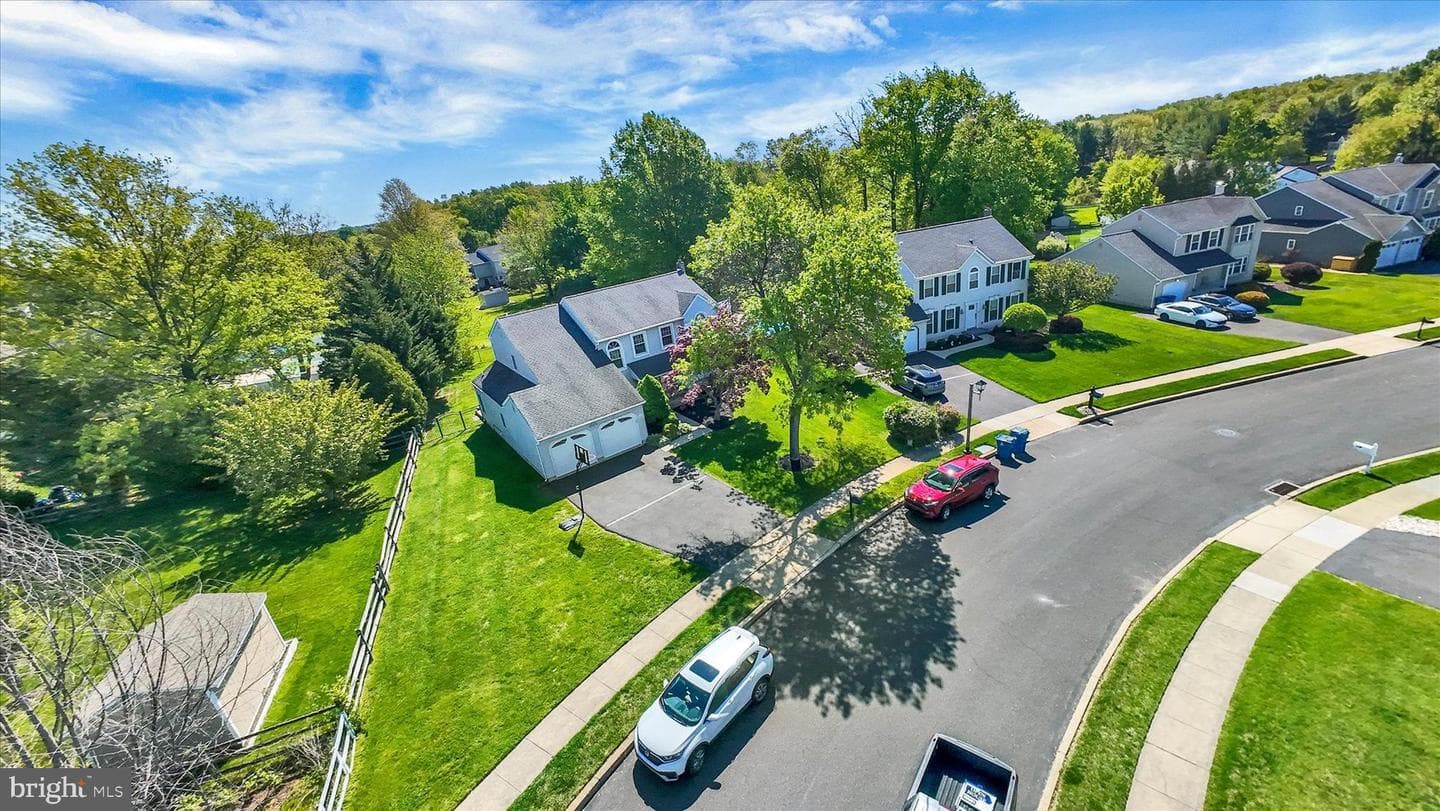 2125 Robin Drive photo 40