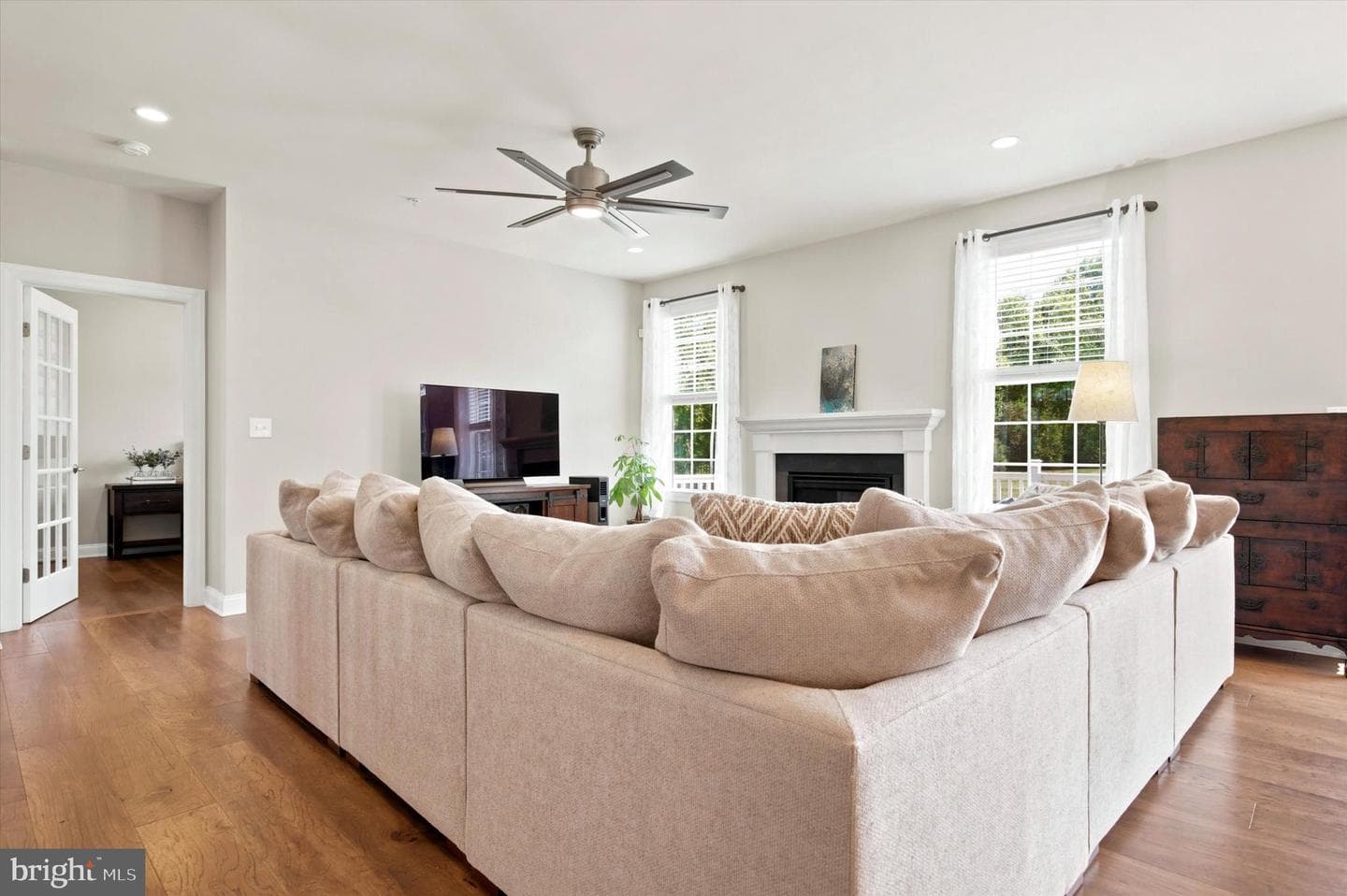 1 Bennett Lane photo 12