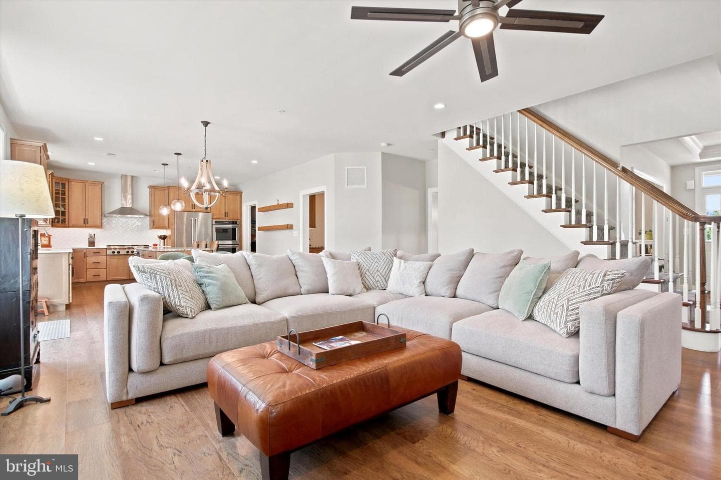 1 Bennett Lane photo 14