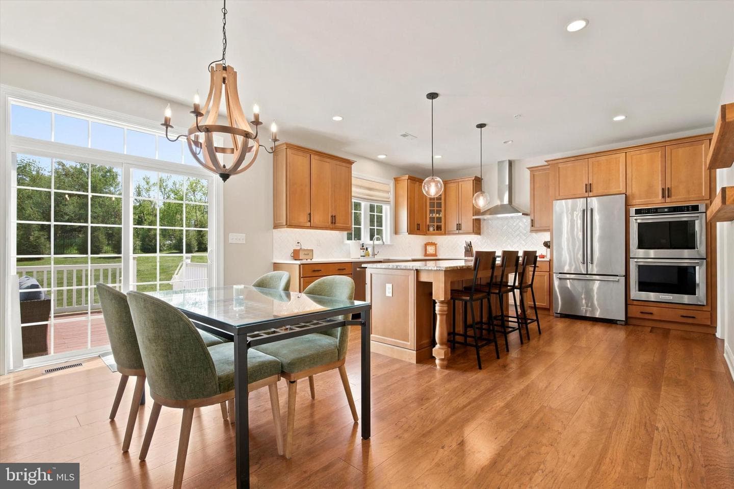 1 Bennett Lane photo 15