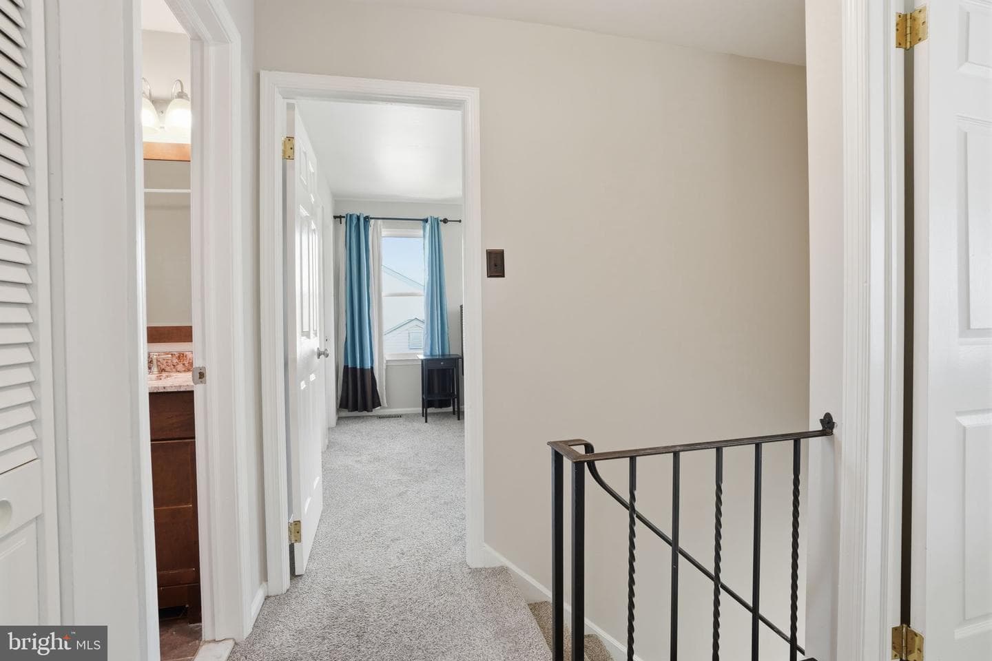 381 Alberts Way photo 24