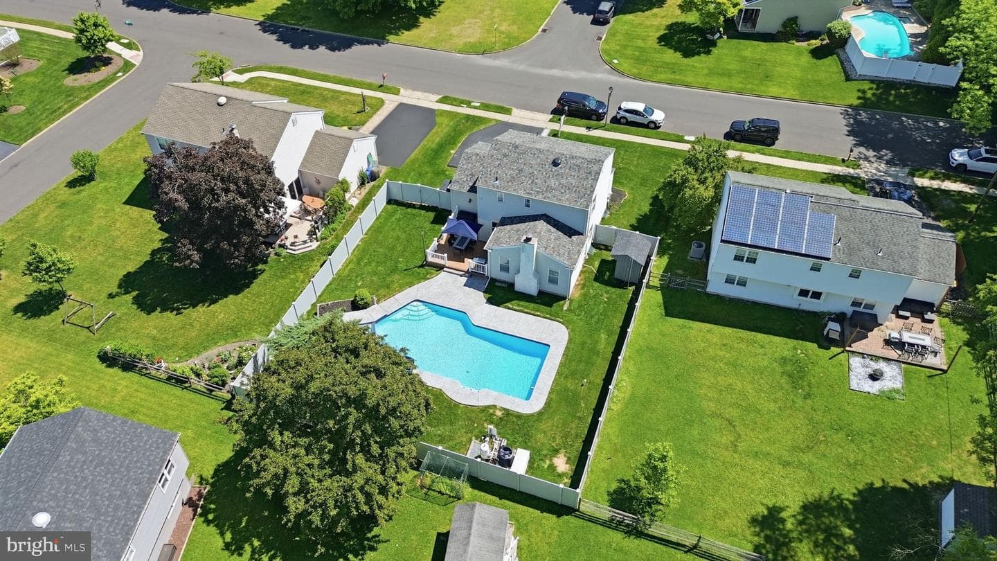 381 Alberts Way photo 39