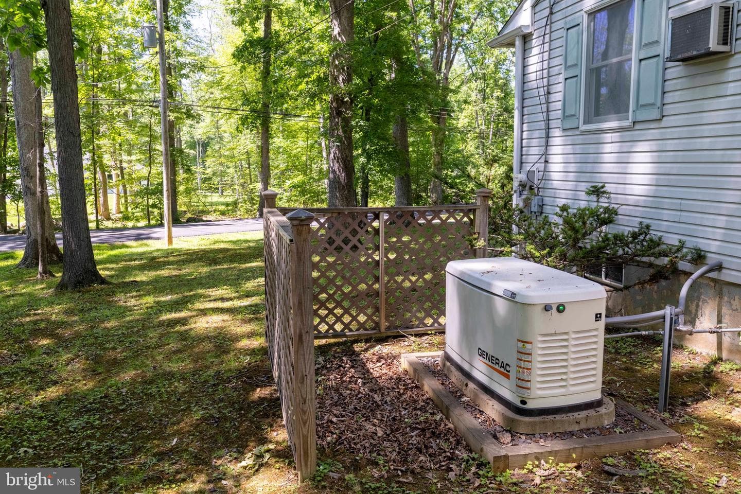 6202 Ferry Road photo 28