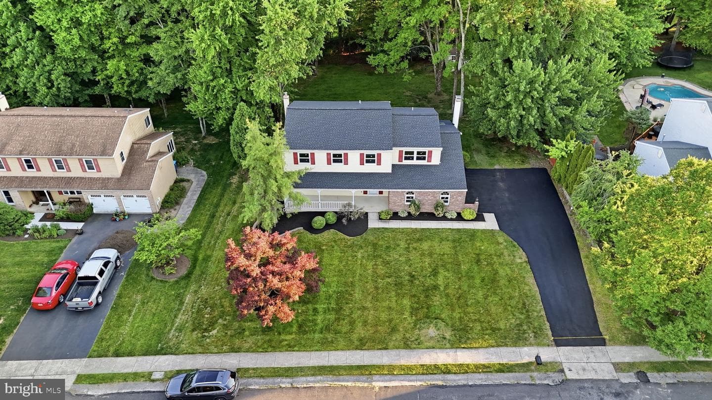 2461 Pine Cone Road photo 3