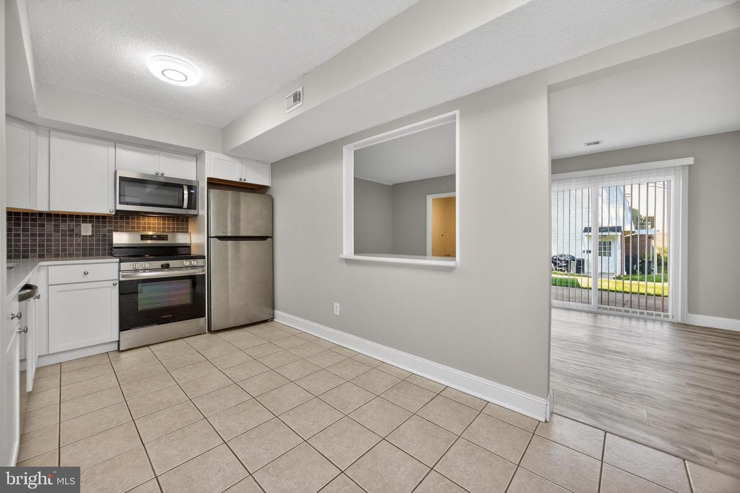 179 Reliance Place photo 11