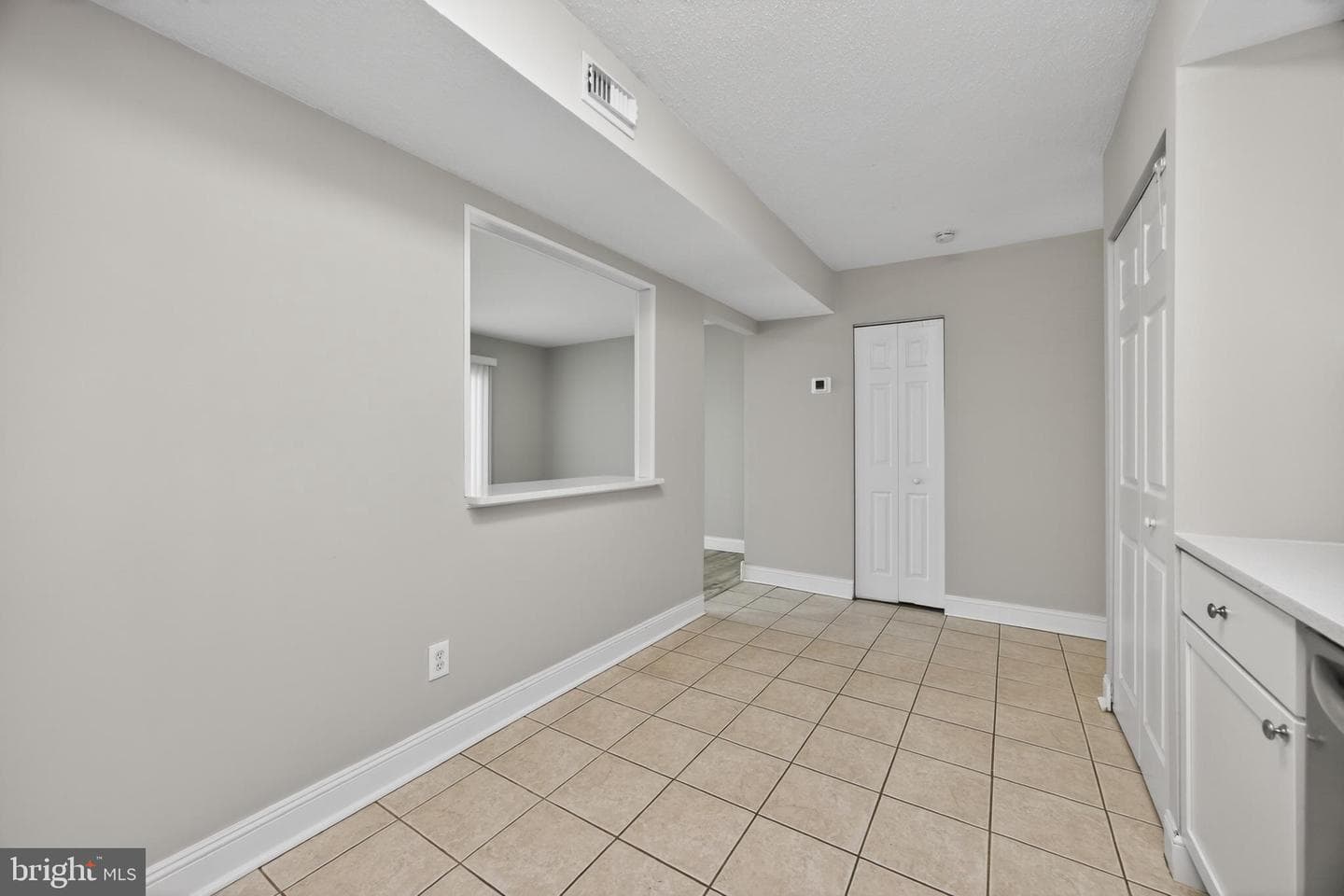 179 Reliance Place photo 13