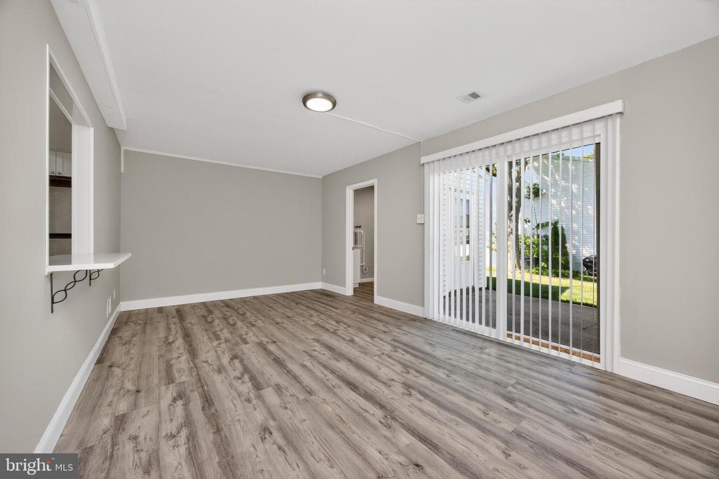 179 Reliance Place photo 14