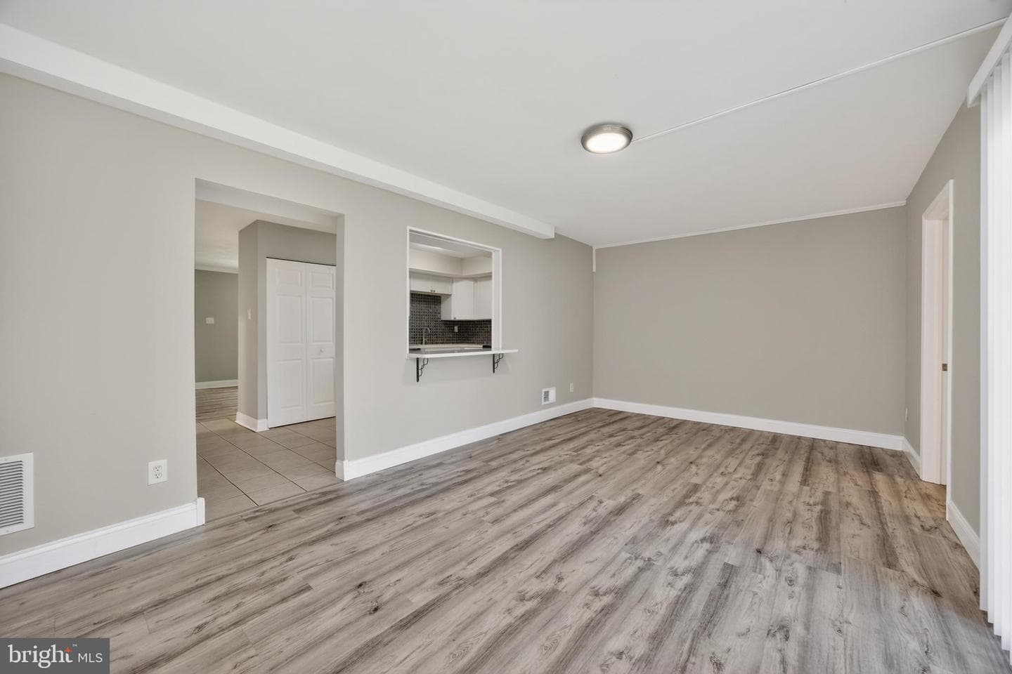 179 Reliance Place photo 15