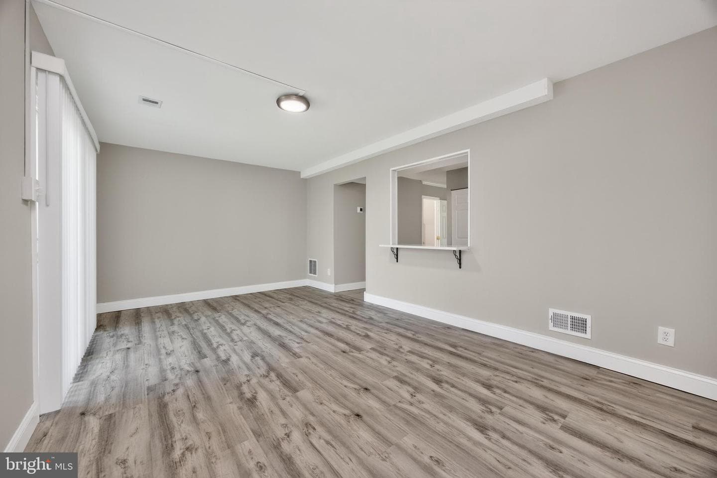 179 Reliance Place photo 17