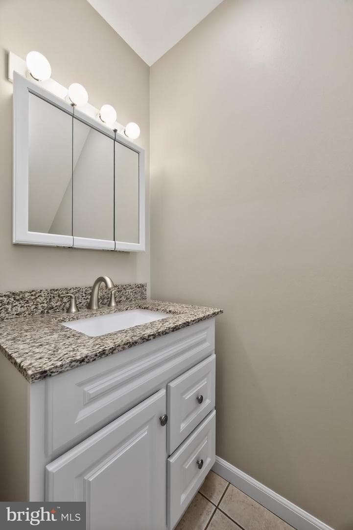 179 Reliance Place photo 18