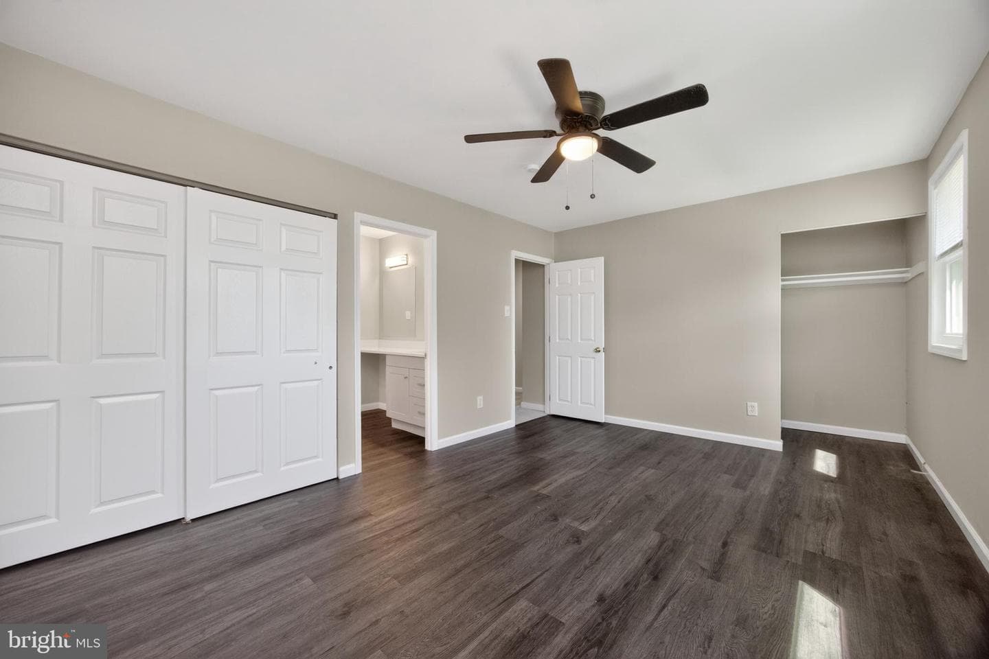 179 Reliance Place photo 20