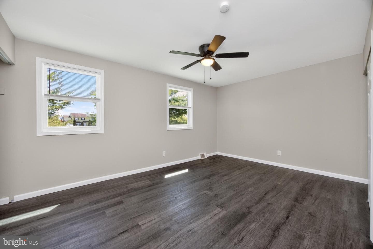 179 Reliance Place photo 22