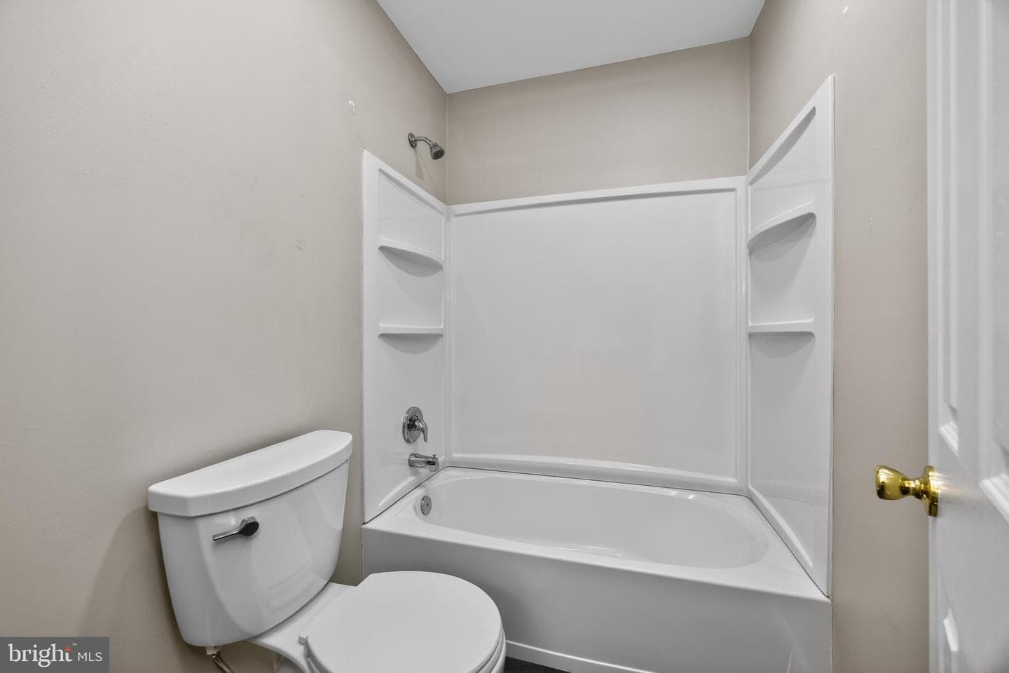 179 Reliance Place photo 24
