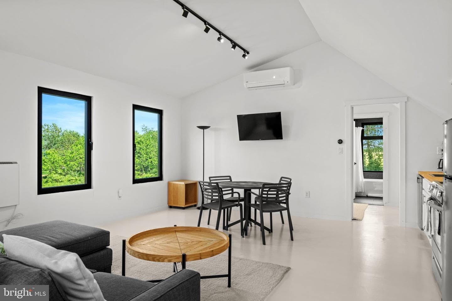 854 Spring Hill Road photo 35