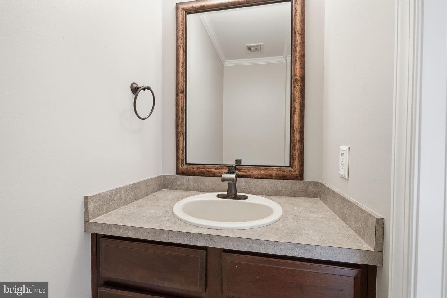 205 Tanager Court photo 11
