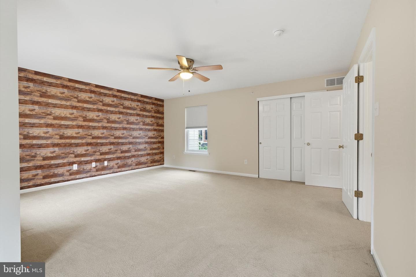 205 Tanager Court photo 14