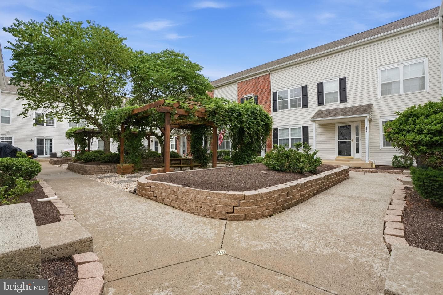 205 Tanager Court photo 24