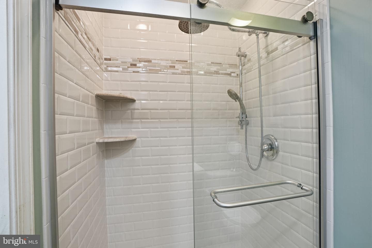 718 Bridgeview Road photo 29