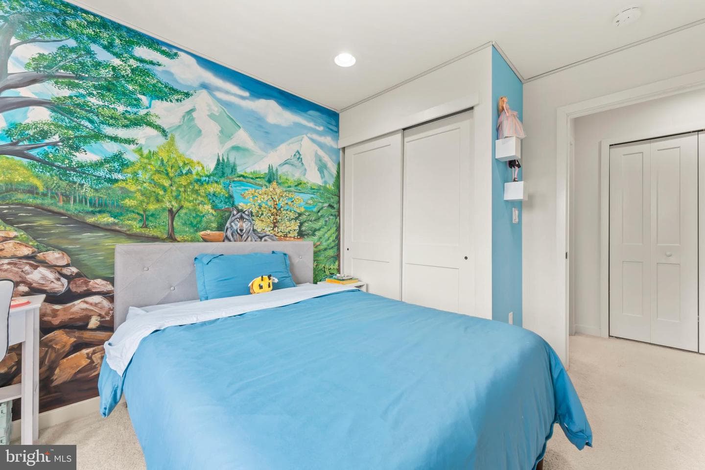 8 Sienna Place photo 37
