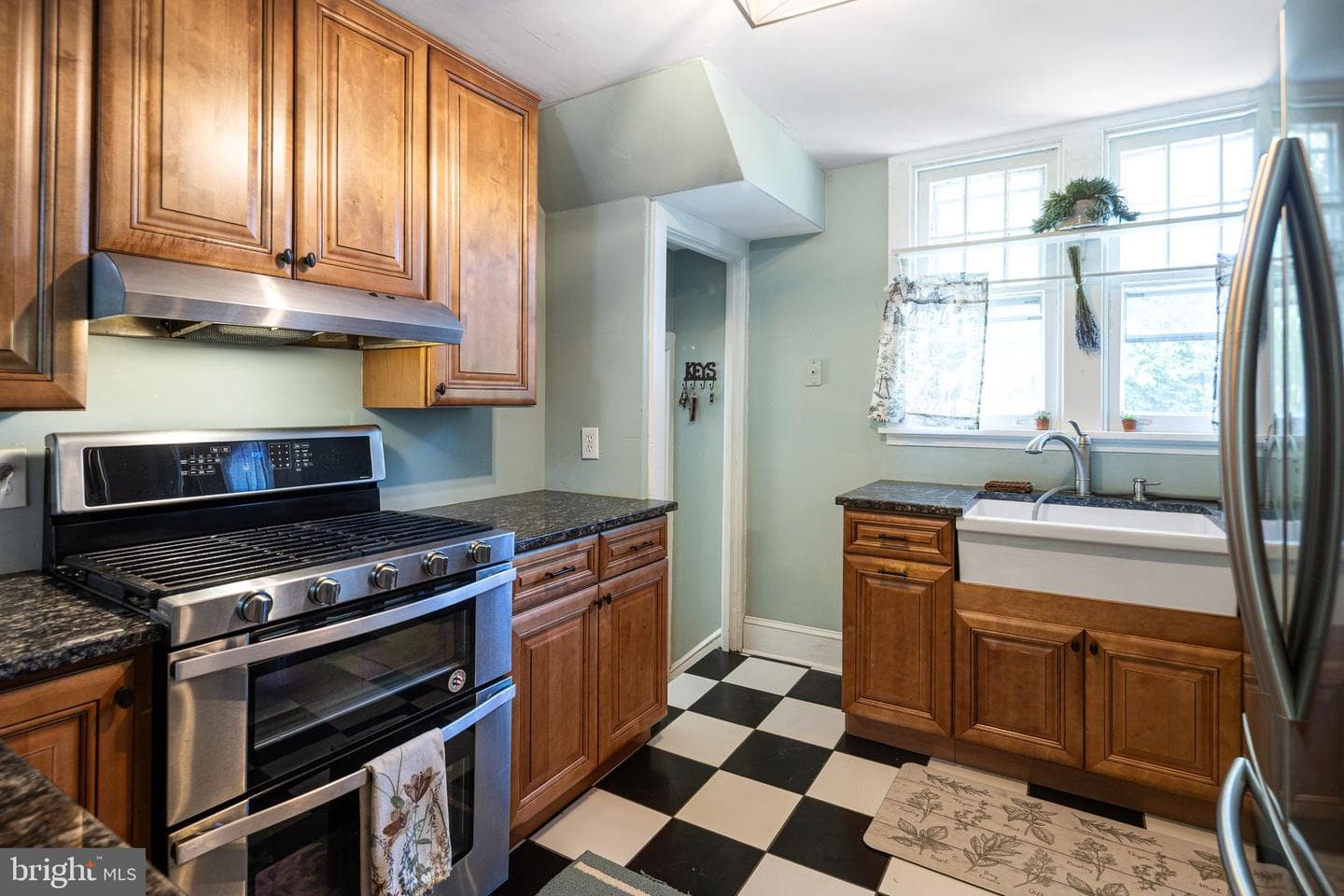 908 2nd Street Pike photo 11