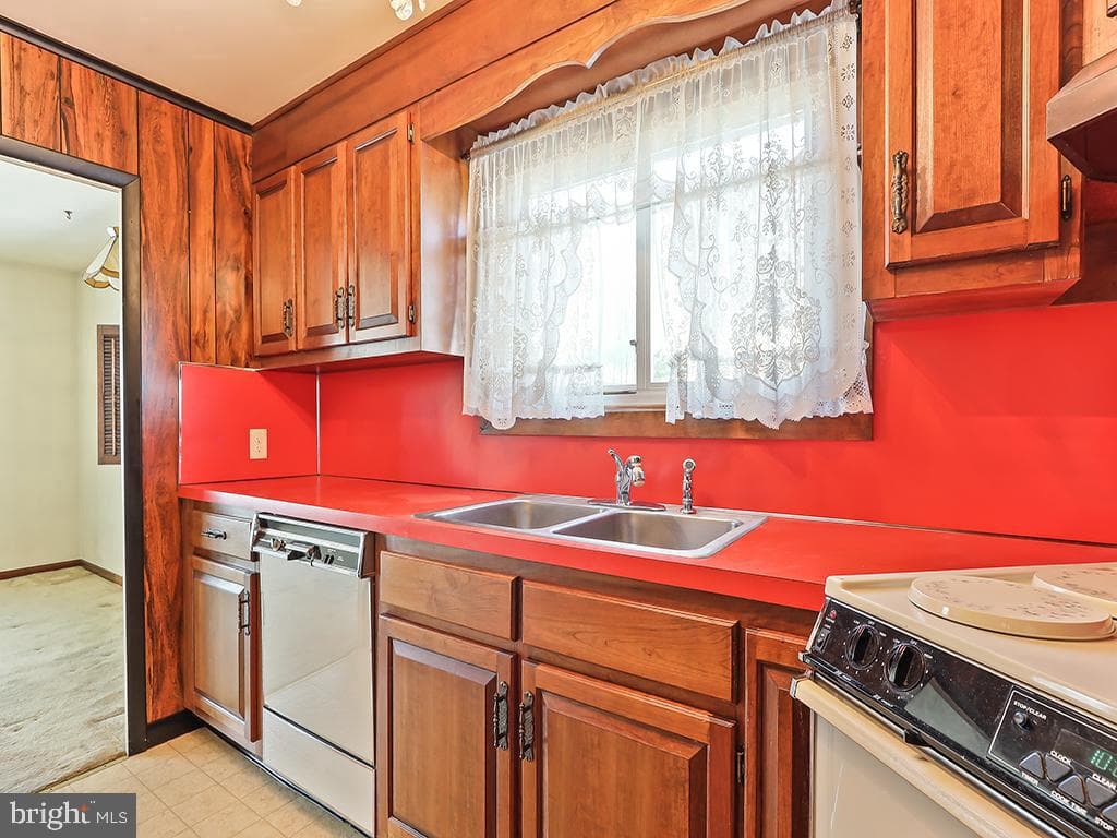 209 Austin Drive photo 15
