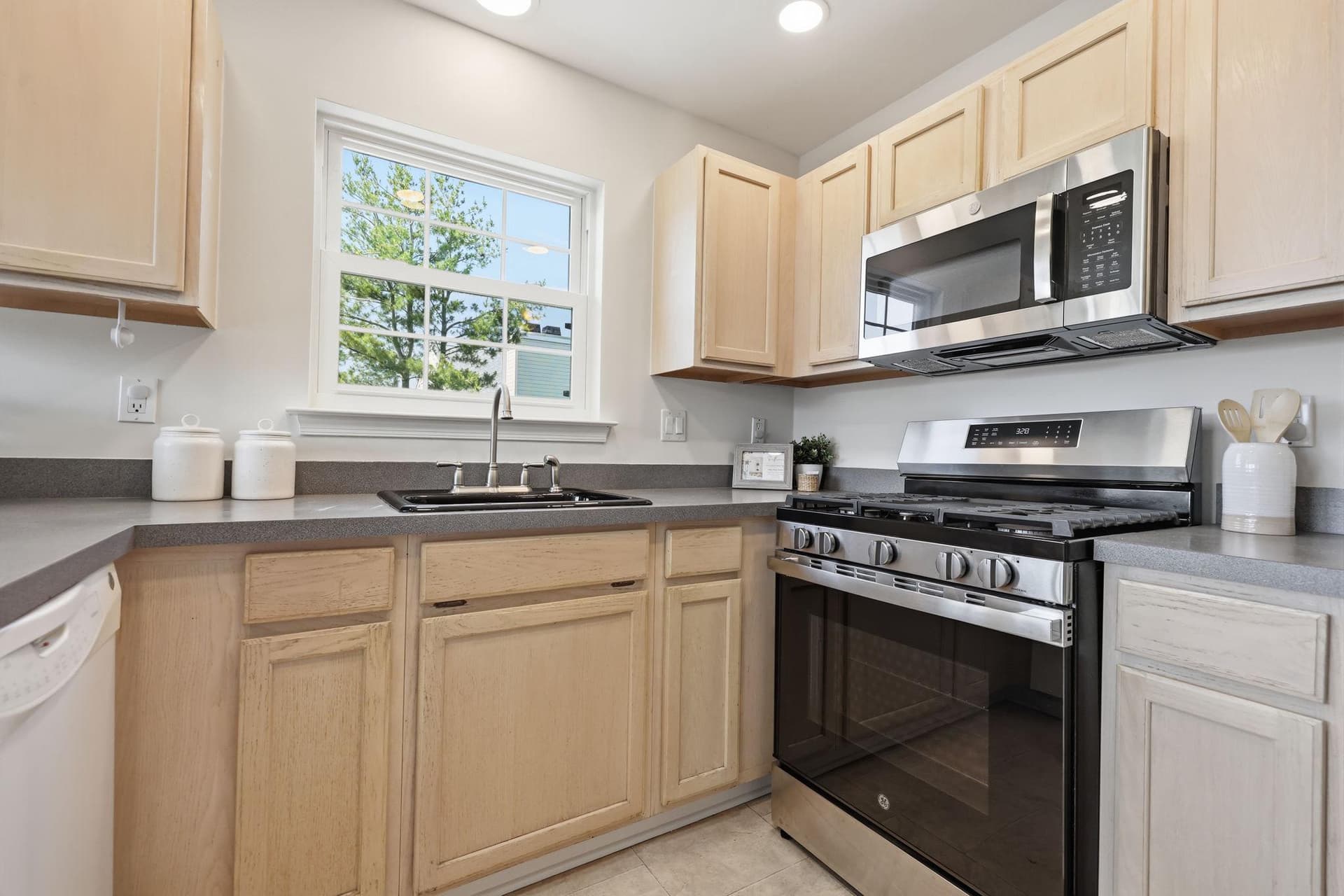2601 Waterford Road #95 photo 5