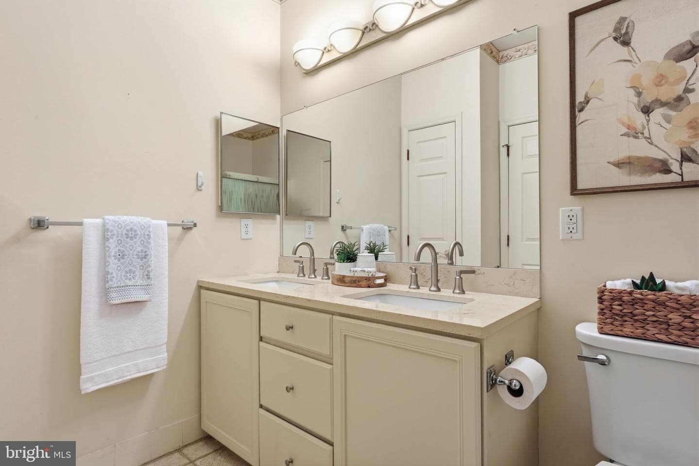 709 Daylily Drive photo 14