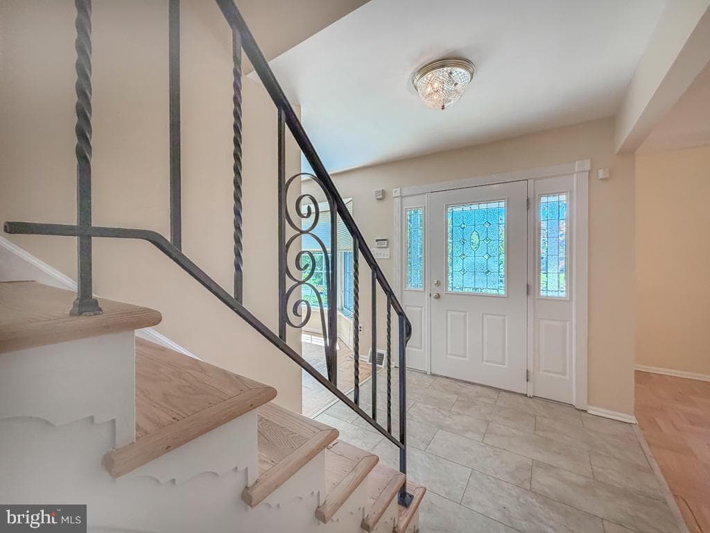 16 Upton Lane photo 23