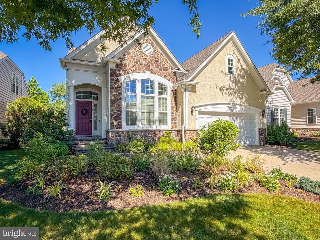 15 Mcconkey Drive photo 3