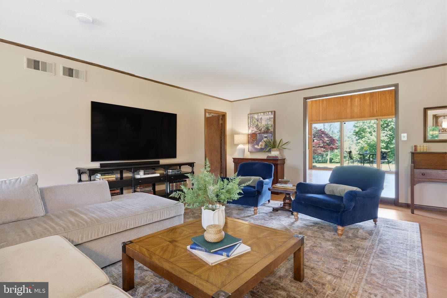 33 Woodhill Road photo 34