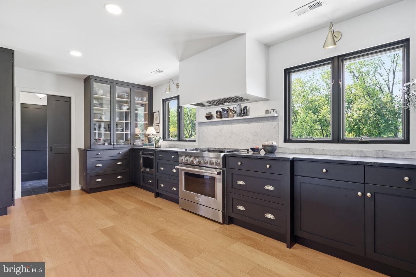 33 Woodhill Road photo 7