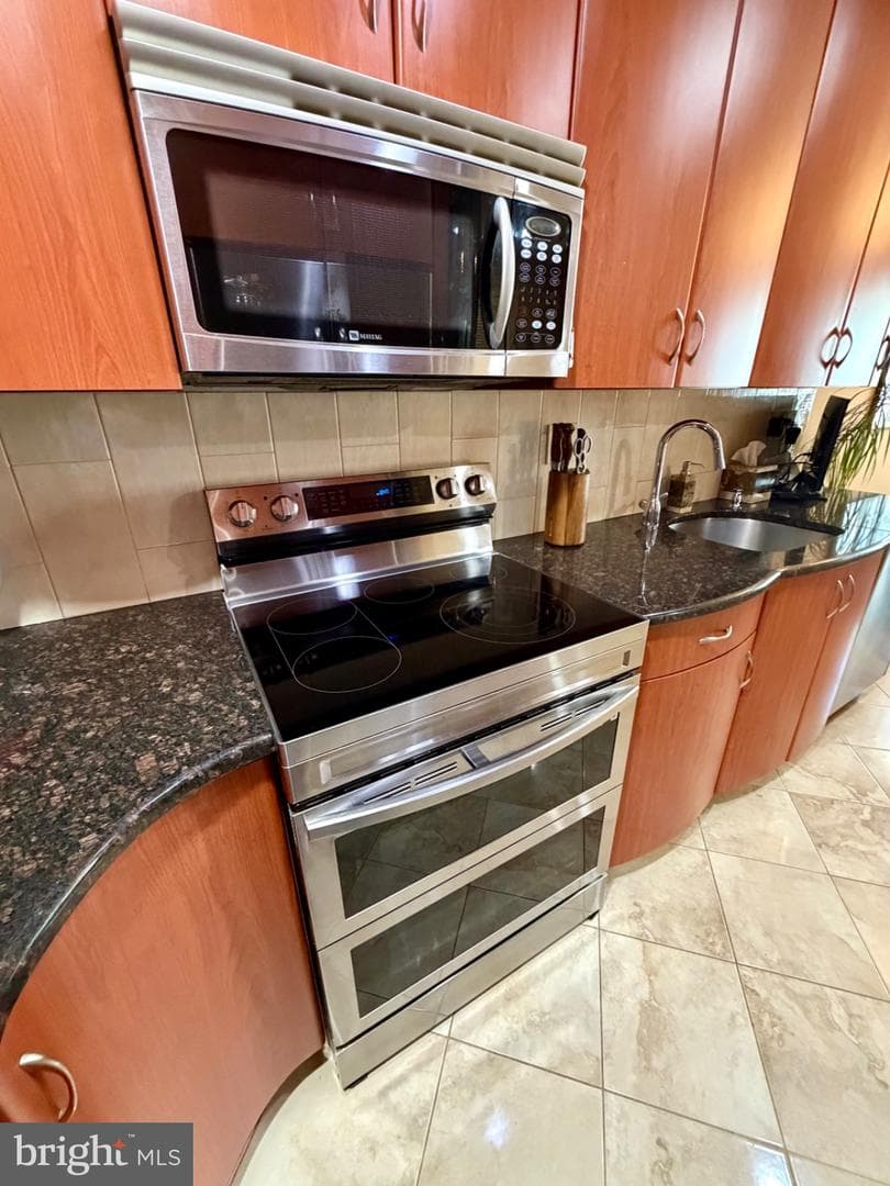 2703 Sterling Road photo 11