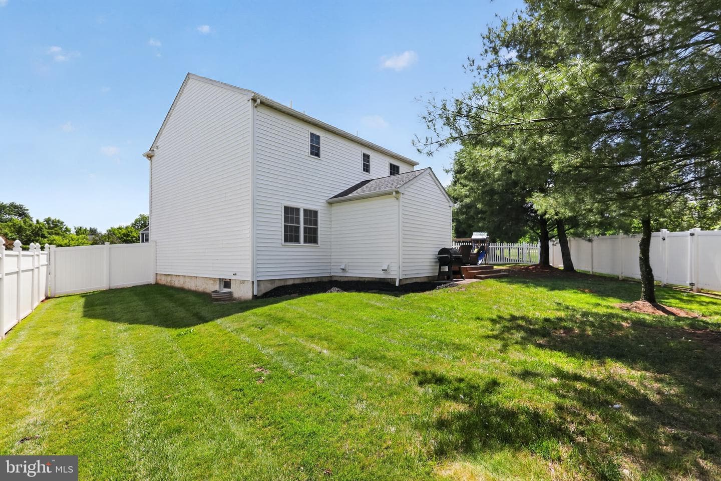 536 Whitford Circle photo 42