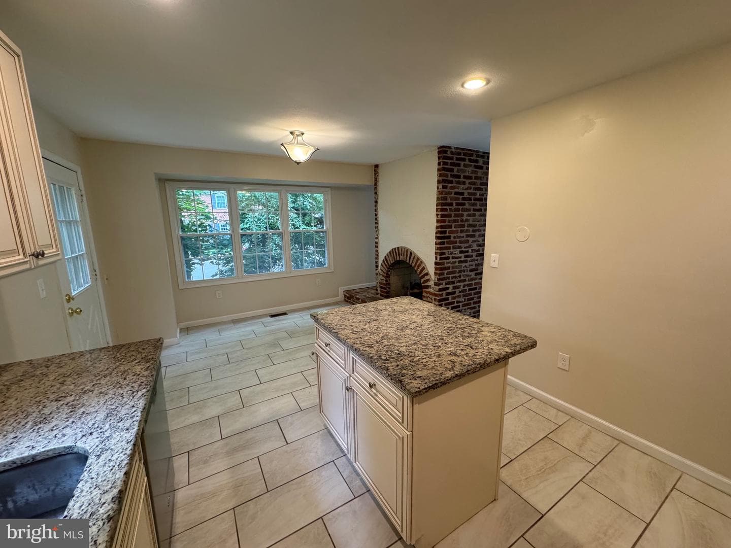 60 Providence Avenue photo 44